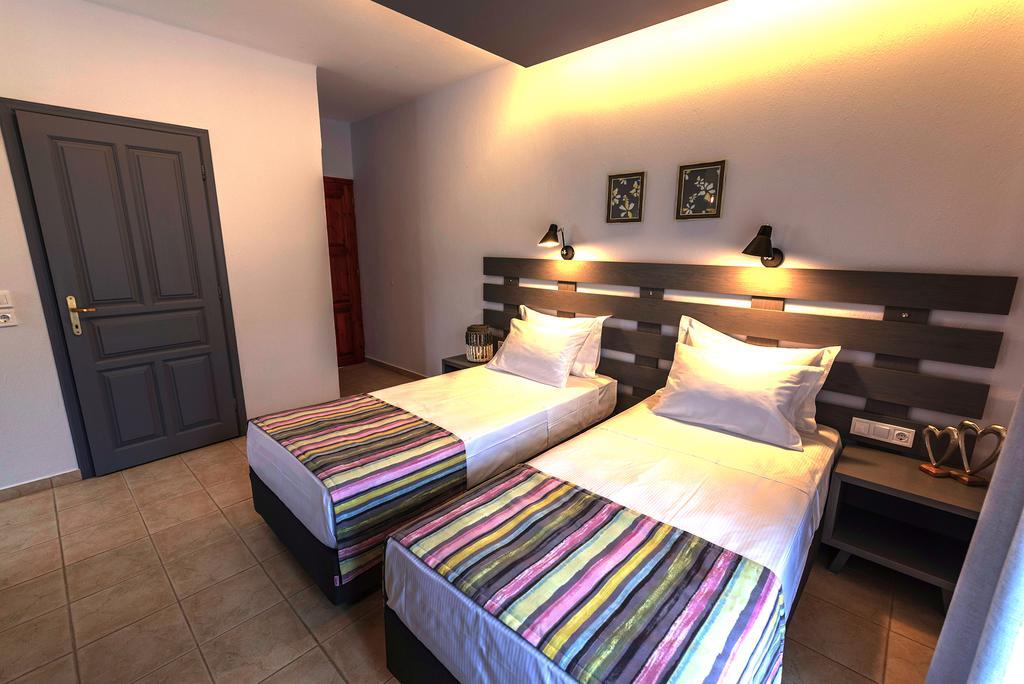 Aliston Hotel Thassos (Adults Only) Скала Потамияс Екстериор снимка